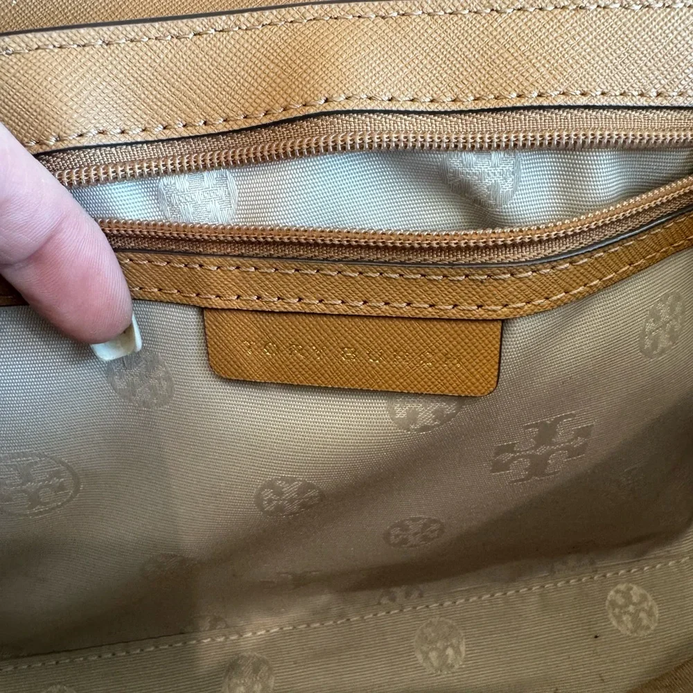 Tory Burch Two-Tone Top Handle Satchel in Cream and Brown - Picture 4 of 4